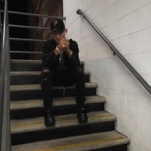 Meet your Posher, Omar